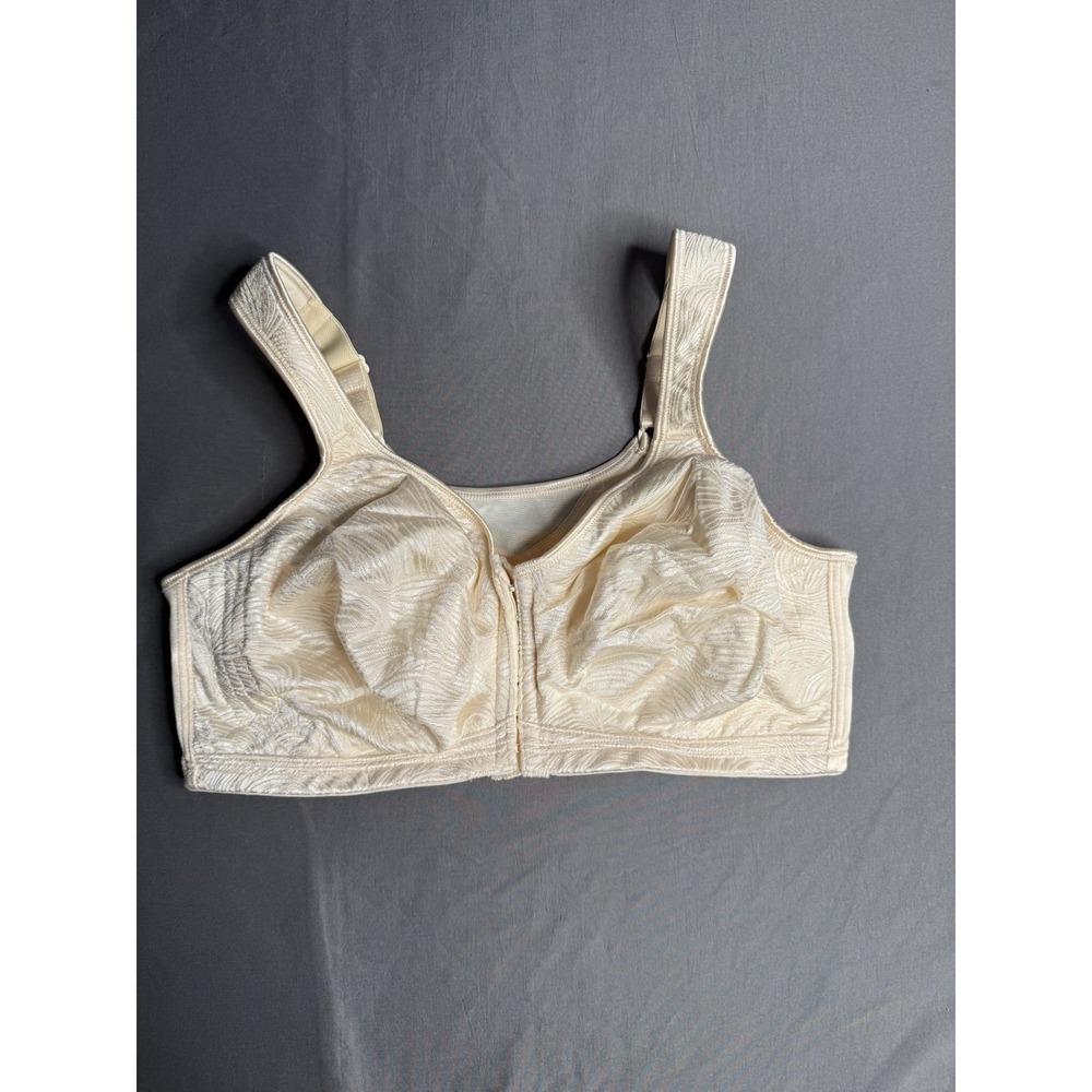 Playtex Bra Size 38DD Beige Lightly Lined Wireless Adjustable Clasp Back, New